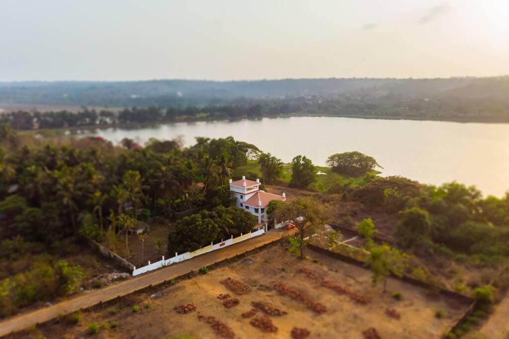 Lake View Villa Gandaulim 外观 照片
